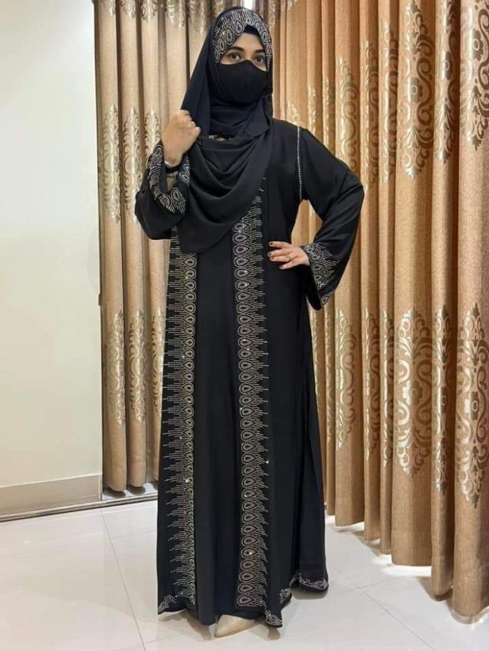 আহলিয়া স্টোন আবায়া বোরকা